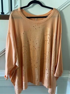 FREE PEOPLE Light Peach/creamsicle oversized top